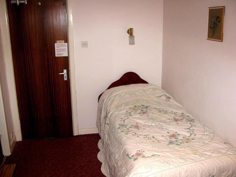 St. Winifreds Hotel Morecambe Buitenkant foto